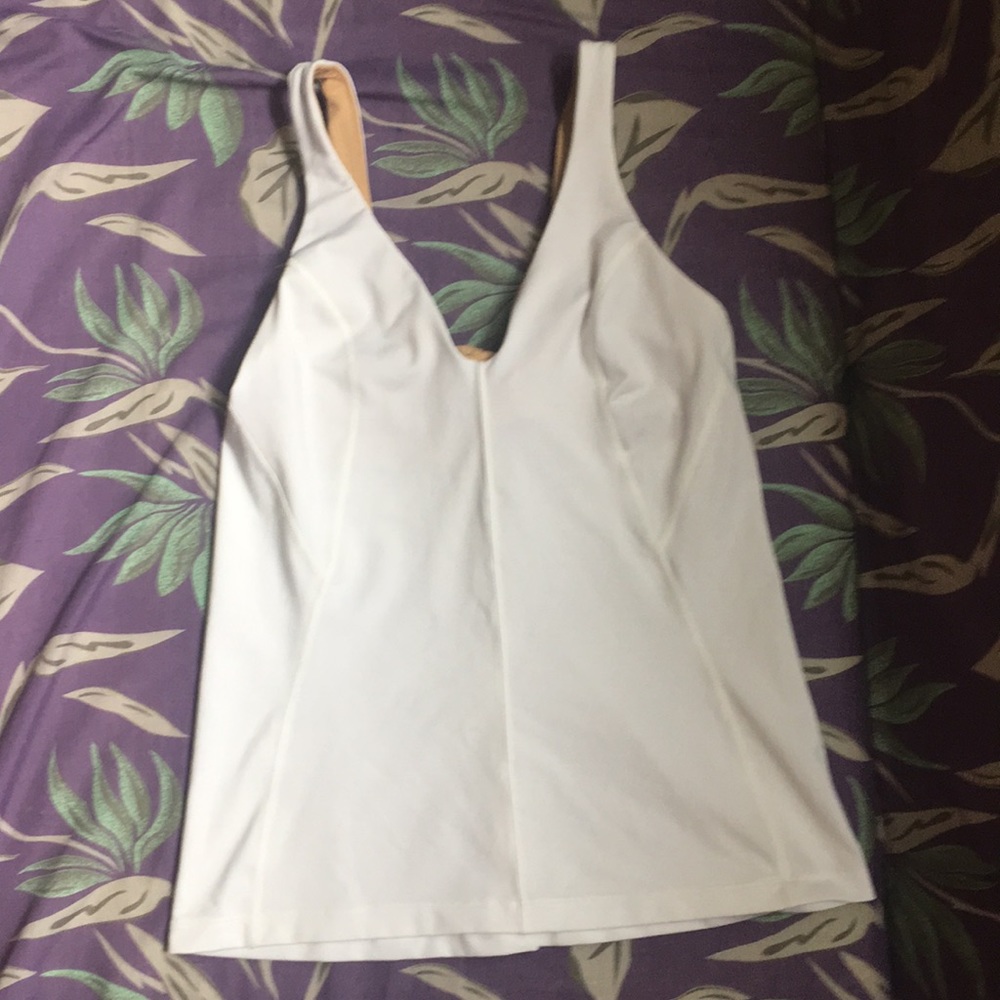 White lululemon tank size 8
